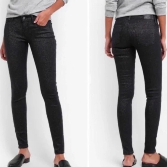 Levi’s shiny leggings